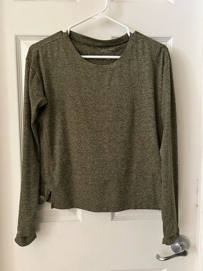 Athleta Olive Green Long Sleeve Crew Tee